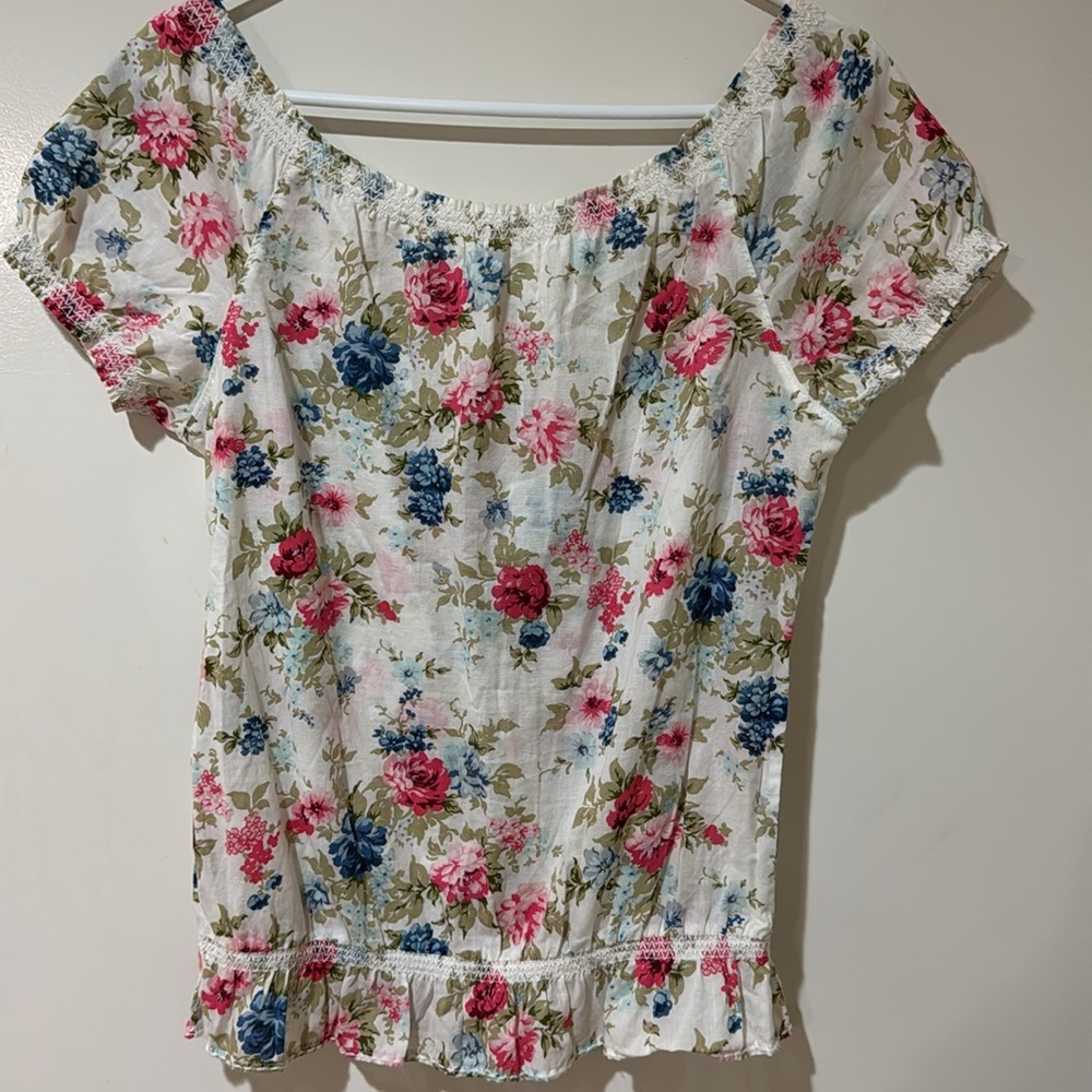 Abercrombie and Fitch Floral off the shoulder key hole Women's Top Large - Picture 8 of 11